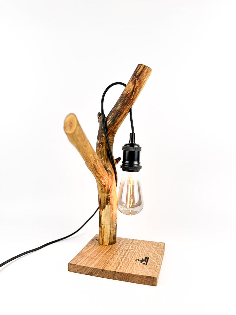 Lampă decorativă handmade din lemn natural,