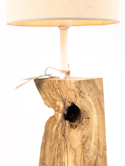 Lampă de masă din lemn de măslin – bază verticală organică