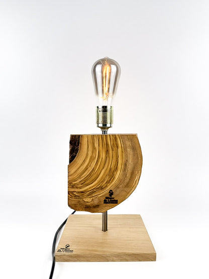 Lampă decorativă de birou handmade din măslin, cu bază din stejar
