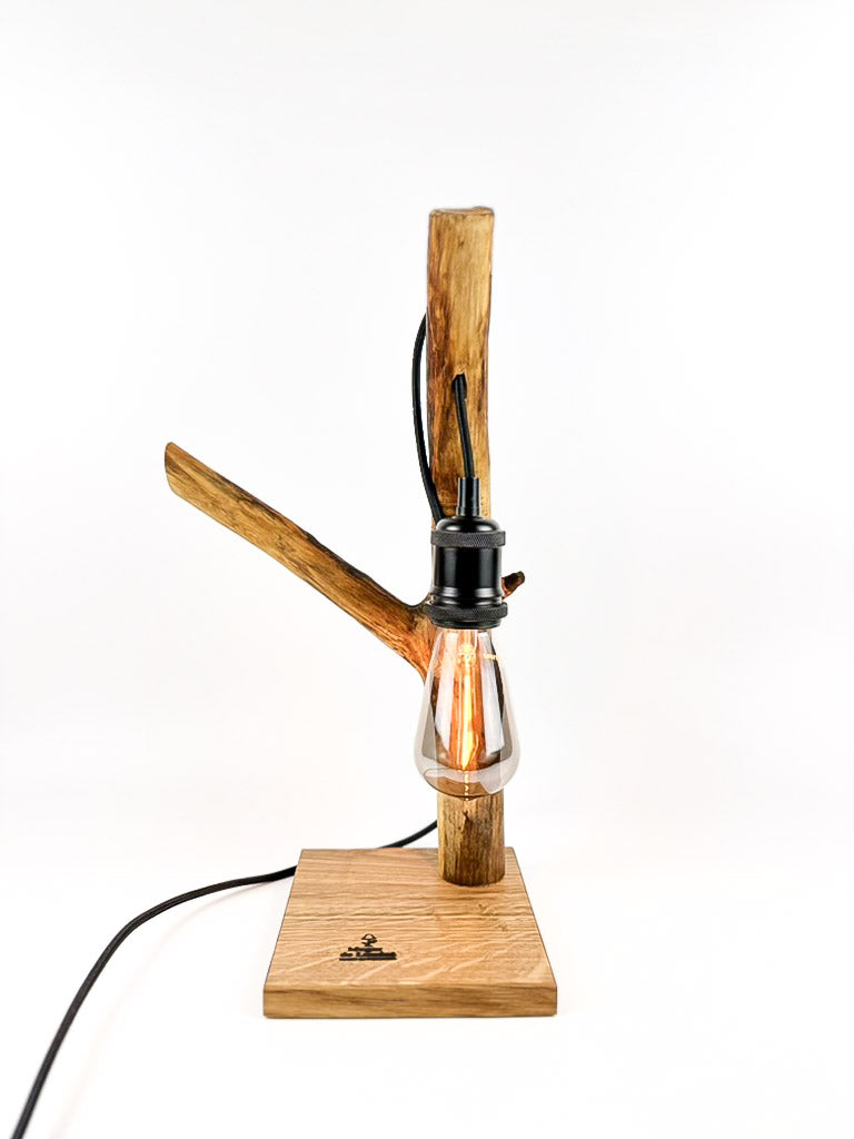 Lampă decorativă handmade din lemn natural,