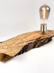 Lampă decorativă din lemn de măslin – bază organică joasă
