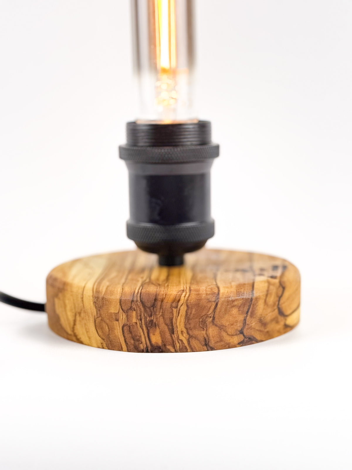 Lampă decorativă din lemn de măslin – bază rotundă