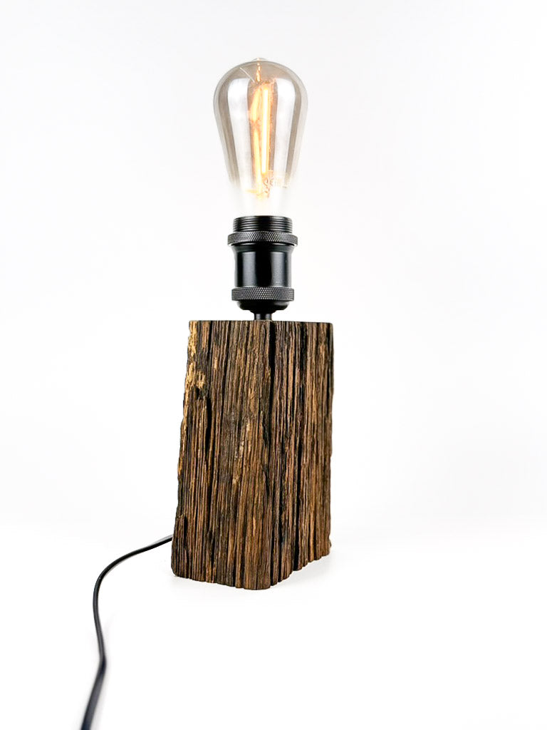 Lampă decorativă din lemn de stejar, trunchi natural