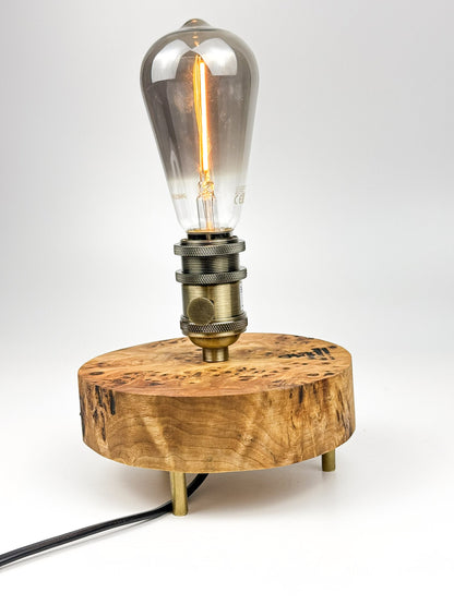 Lampă handmade din lemn de plop