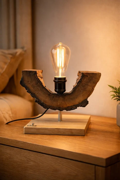 Lampă decorativă din nuc, cu bază din stejar, handmade, unicat